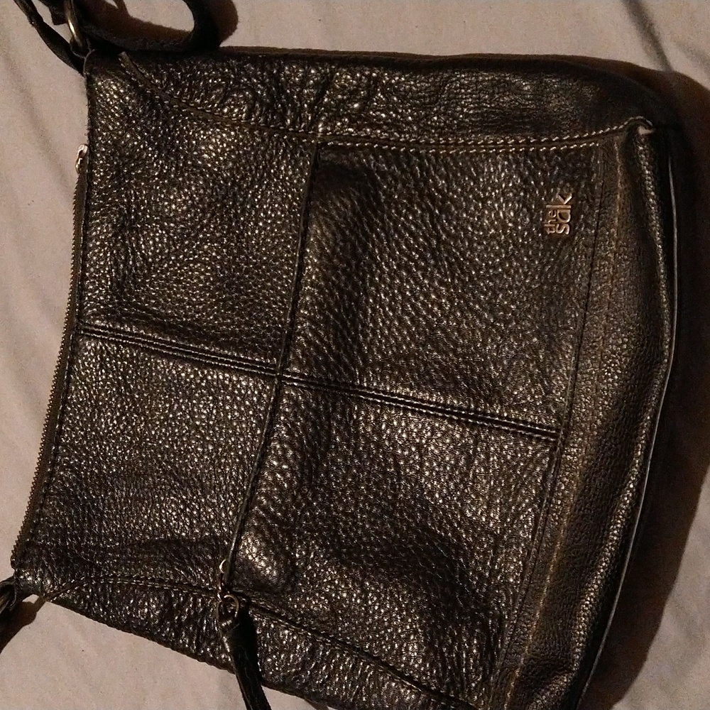 🦋🦋🦋FREEBIE WITH A $25 ORDER🦋🦋🦋🦋GREAT BAG" The Sak